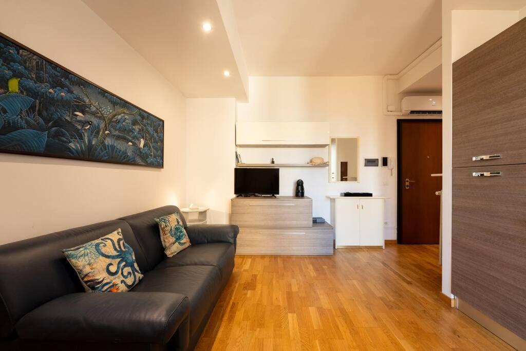 Keys Of Italy - Portenuove 18 - Pn1 - Train Station, One Bedroom Flat 2 To 4 Guests *